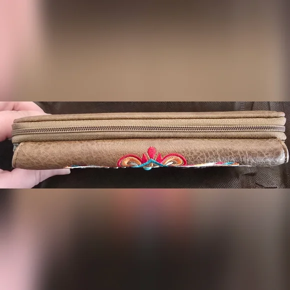 NWT Montana West Concho Collection Wallet Tribal Mandala Large Brown PU Leather - Picture 2 of 6